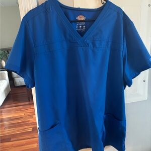 Dickies  V-Neck Scrub Top